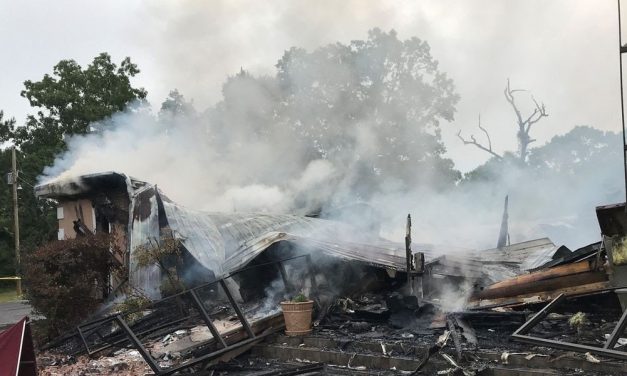 IGREJA NO MISSISSIPI É INCENDIADA APÓS REABRIR PARA CULTOS